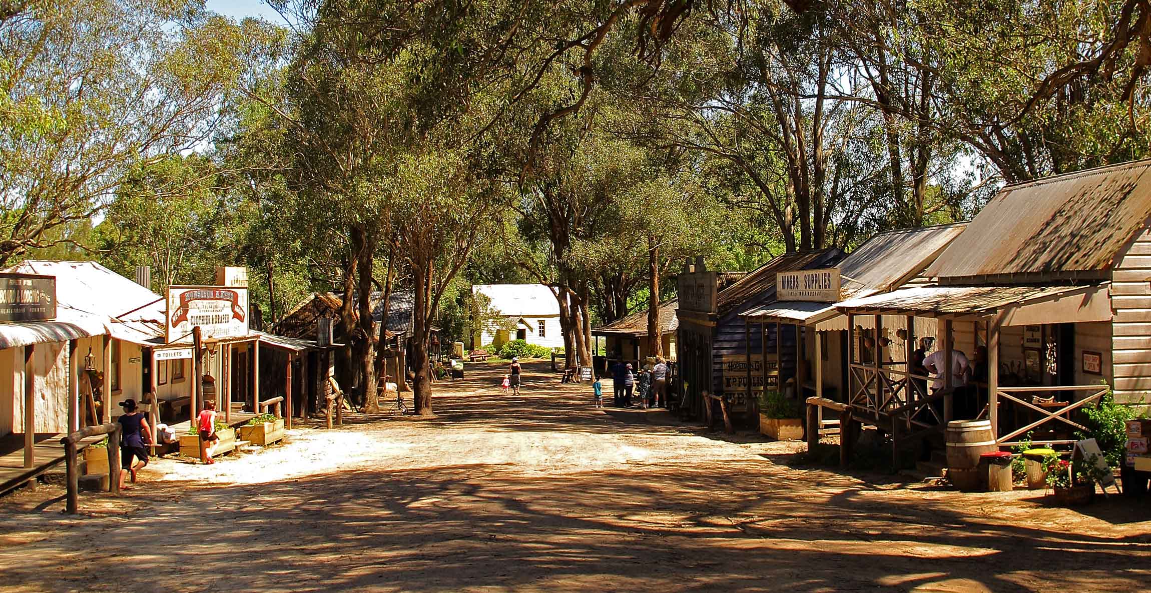 Australiana Pioneer Village the perfect venue for vintage & rustic weddings
